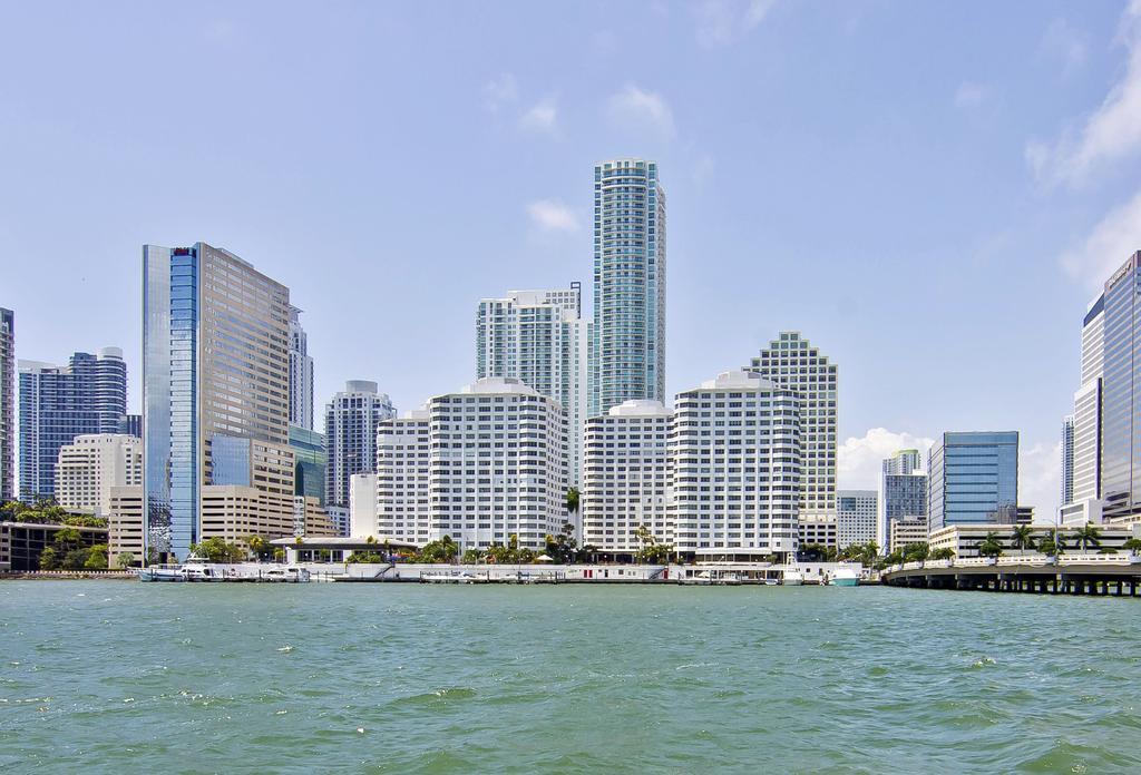 Four Ambassadors Apartments Miami Zewnętrze zdjęcie